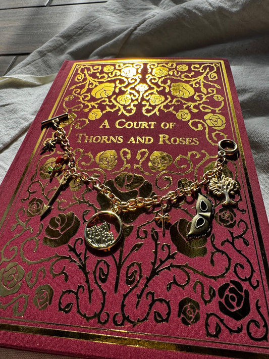 A Court of Throne and Roses Necklace